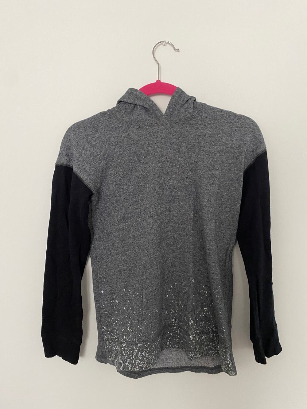 Kohls So Perfect Hoodie *size 12*